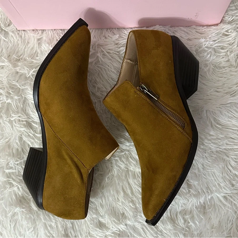 Penny Loves Kenny Microsuede Sync Ankle Boots Size 9 - NWT - Picture 9 of 15